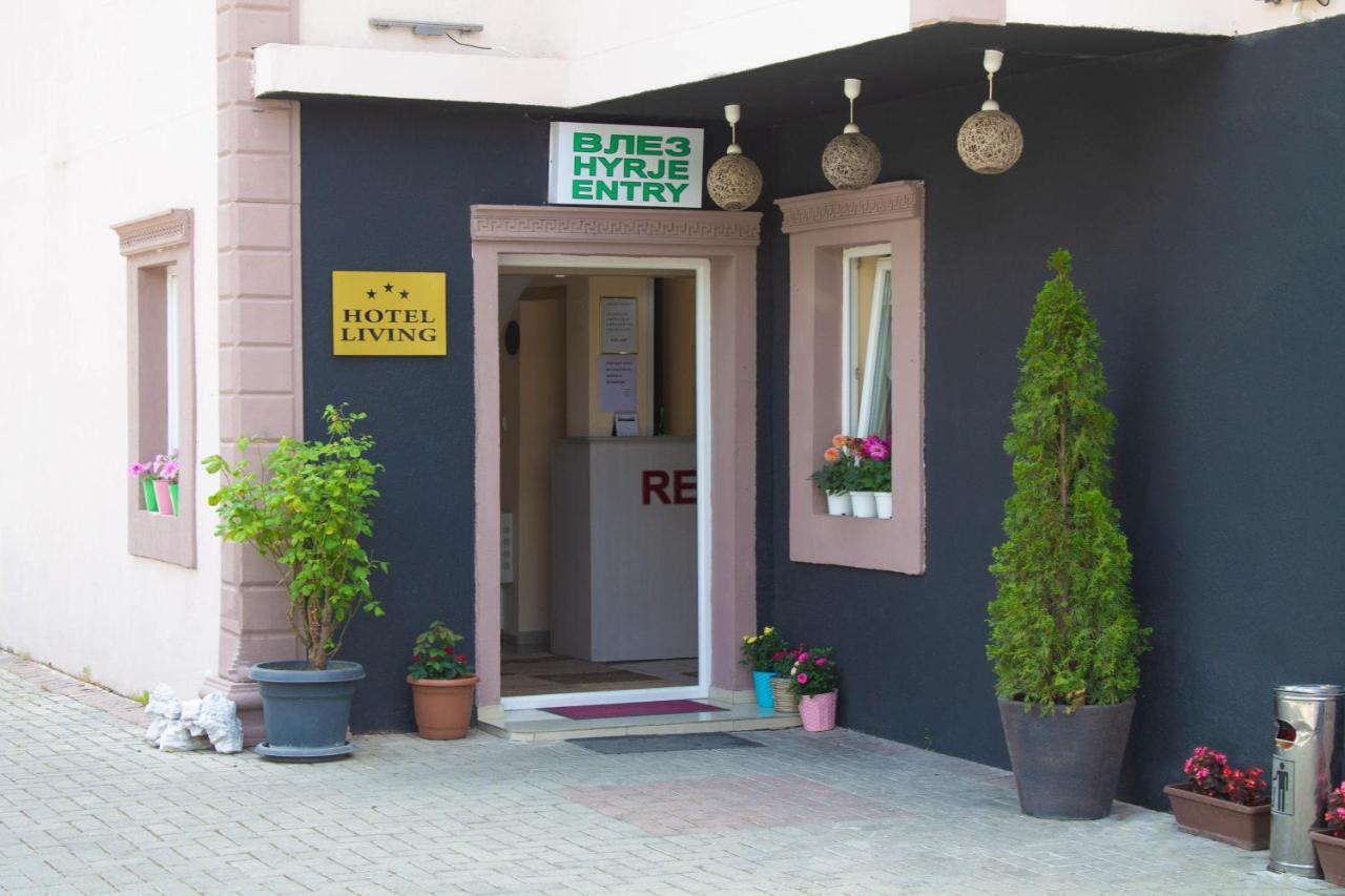 Hotel Living Suto Orizari المظهر الخارجي الصورة