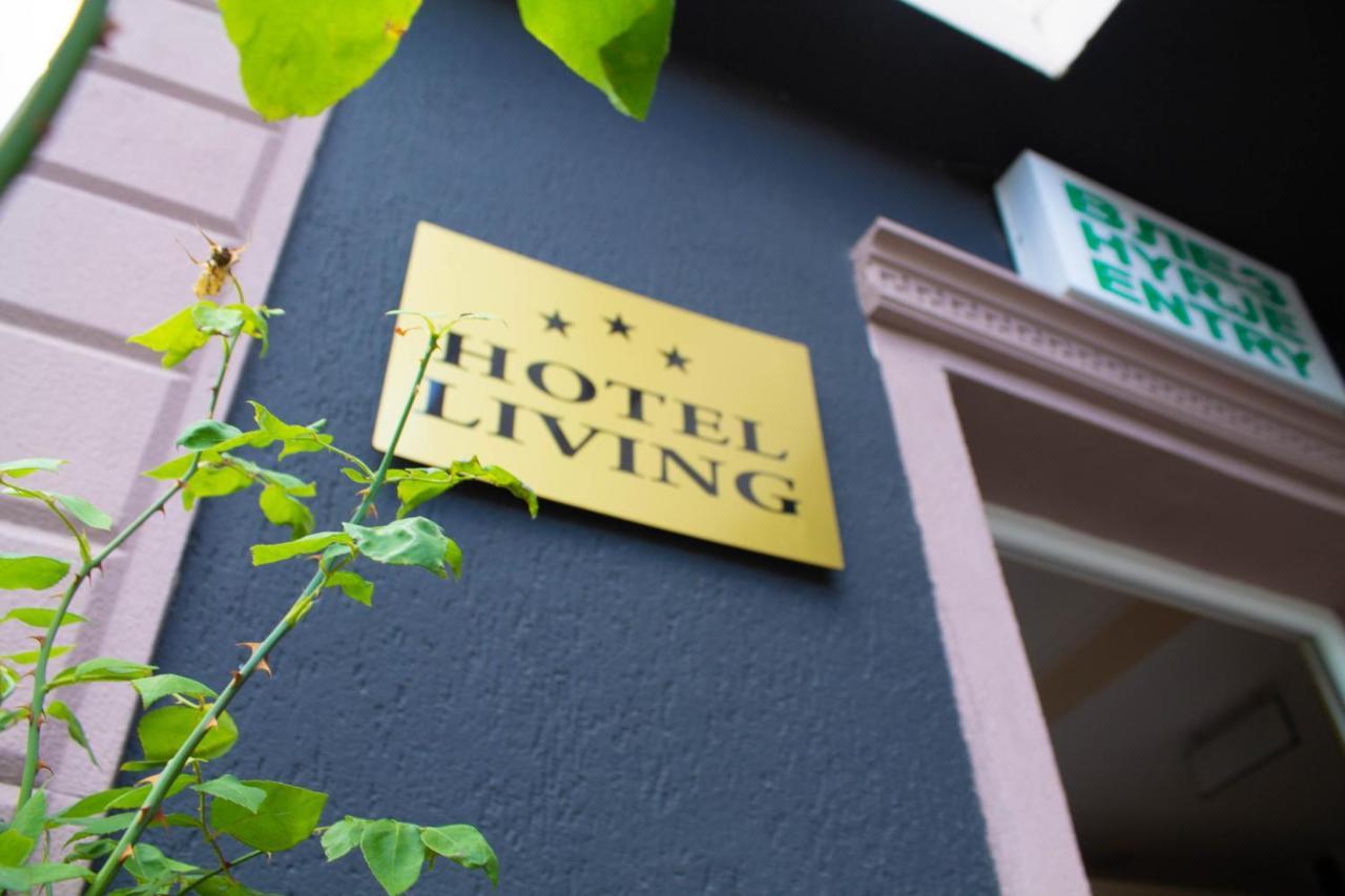 Hotel Living Suto Orizari المظهر الخارجي الصورة