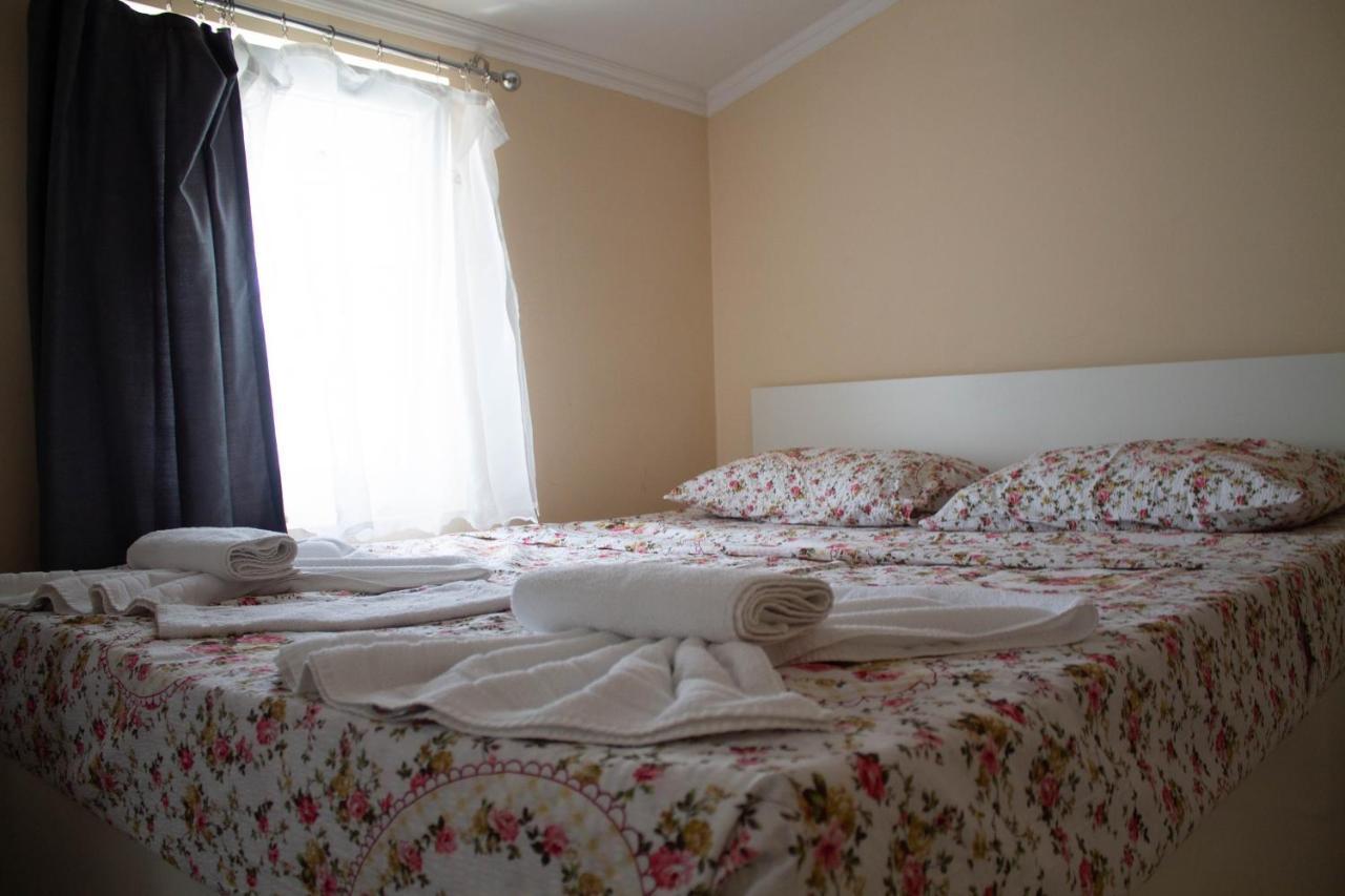 Hotel Living Suto Orizari المظهر الخارجي الصورة