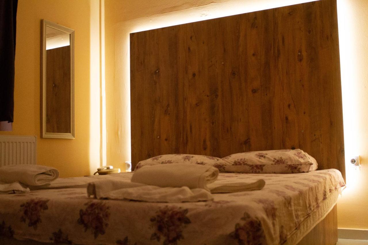 Hotel Living Suto Orizari المظهر الخارجي الصورة