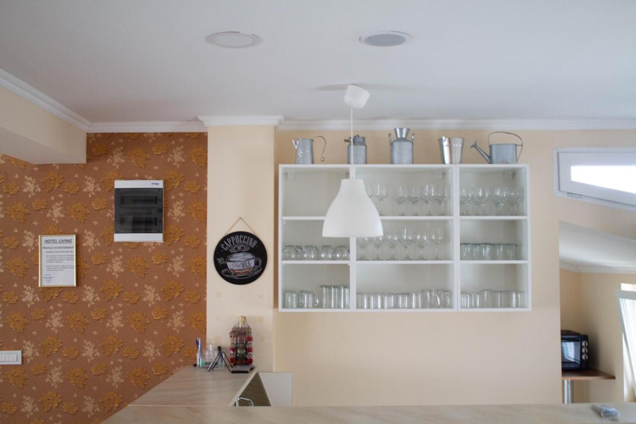 Hotel Living Suto Orizari المظهر الخارجي الصورة