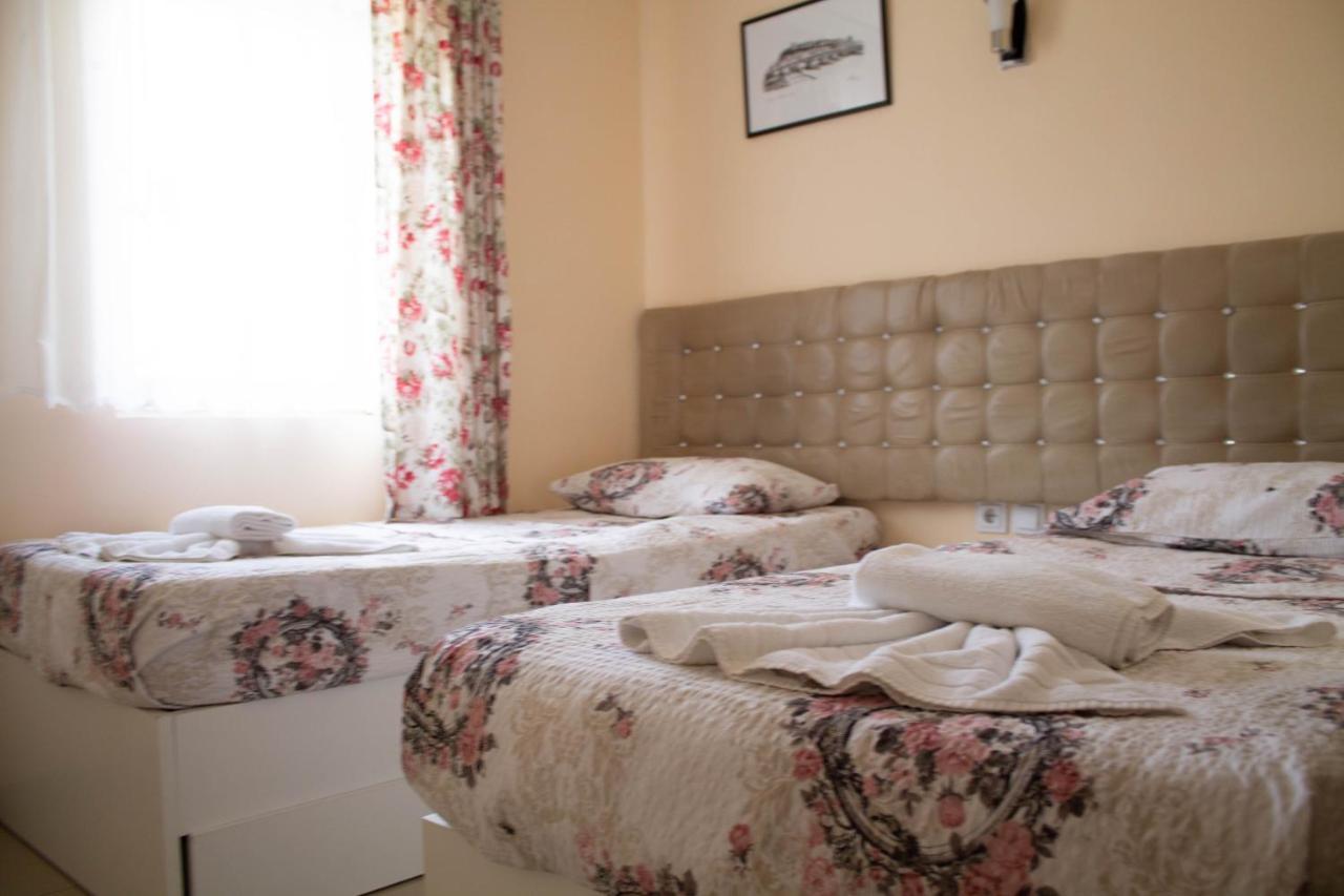Hotel Living Suto Orizari المظهر الخارجي الصورة